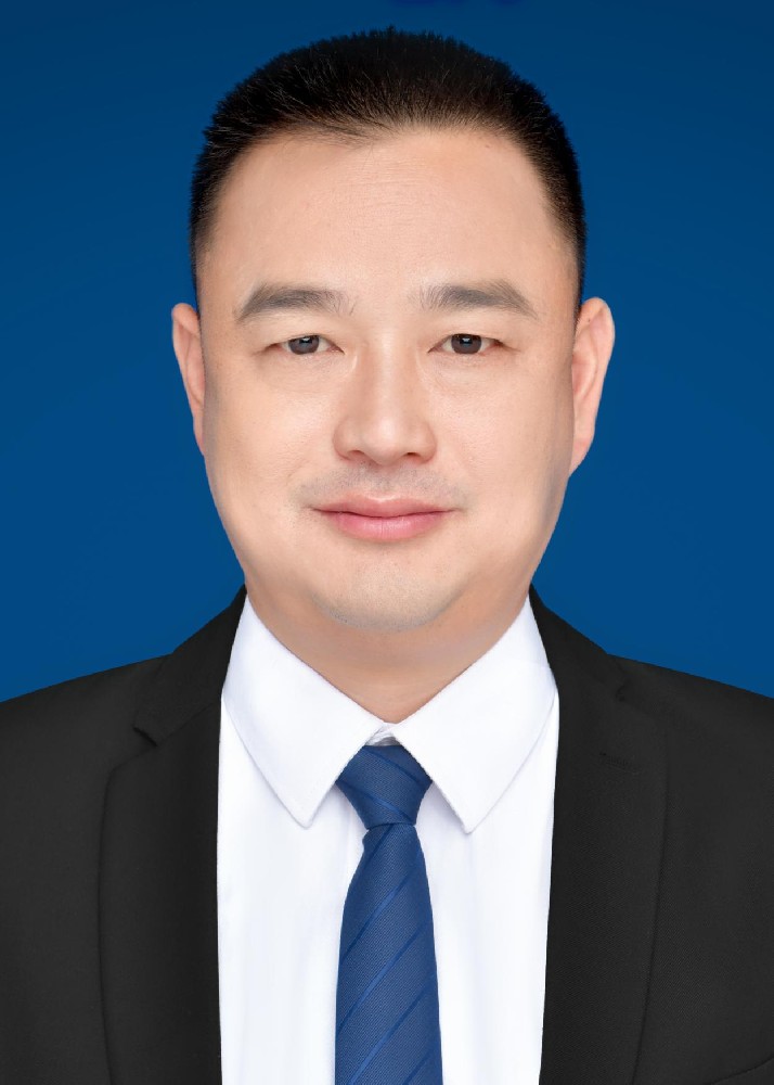 张掖市工商联副主席、张掖市福建商会会长、张掖新安医院总经理  郑清霖